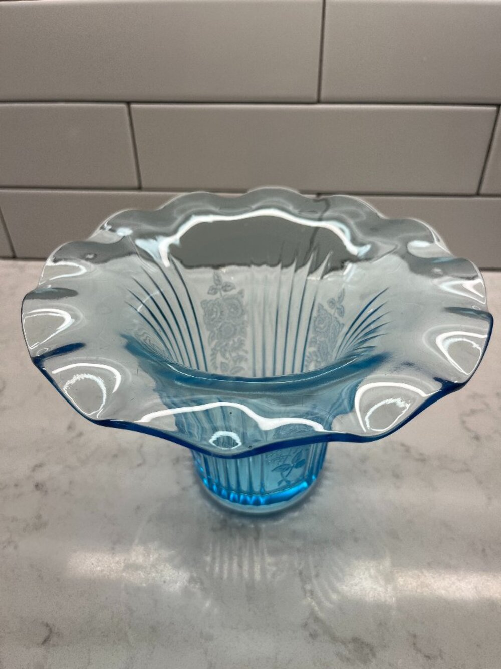 Anchor Hocking 1930’s Mayfair “Open Rose” Ice Blue SWEET PEA RUFFLED RIM VASE